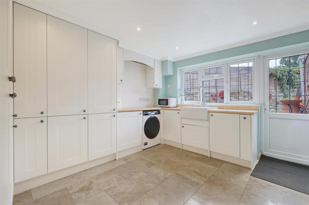 IMG_7037_39 copy 2.jpg