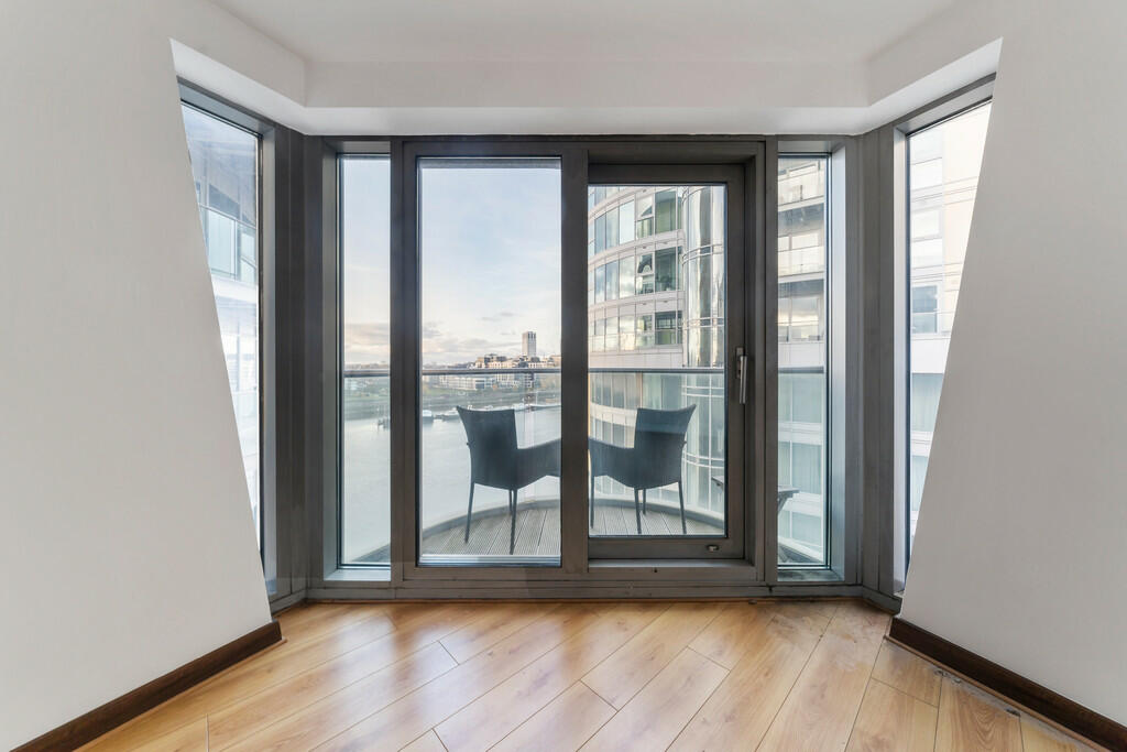 80 Orbis Wharf Ph...