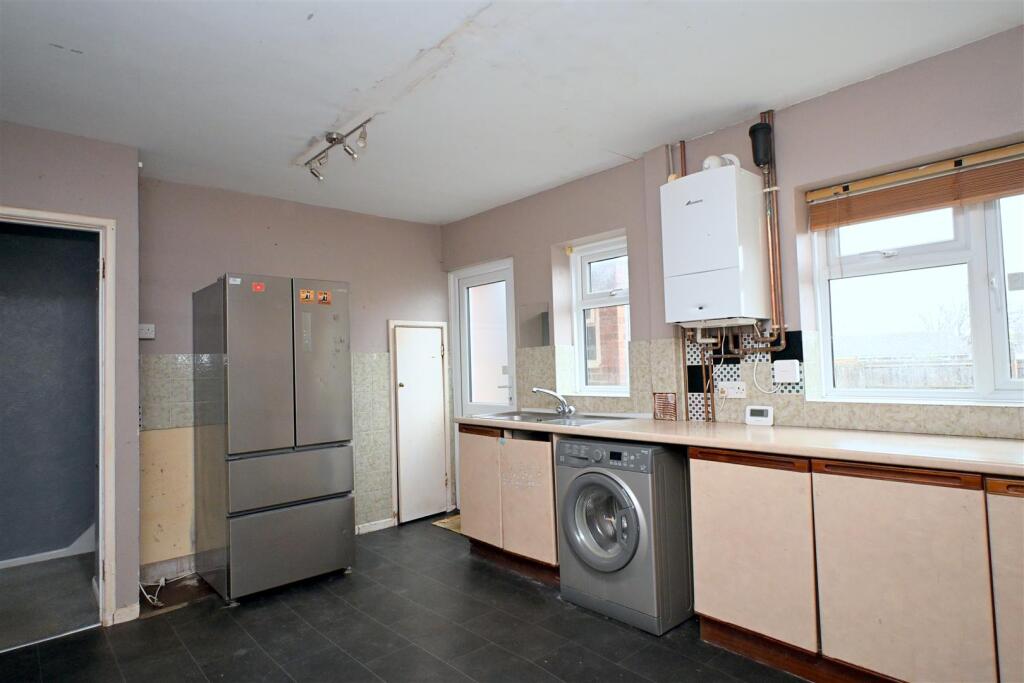 Kitchen/Breakfast Room