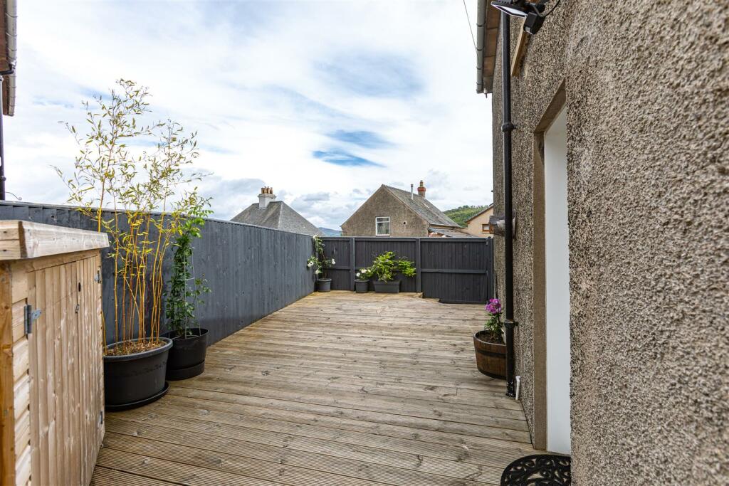 2 Forest Hill Garden 10.JPG