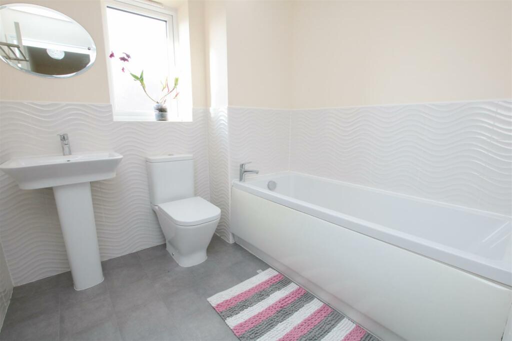 HOUSE BATHROOM