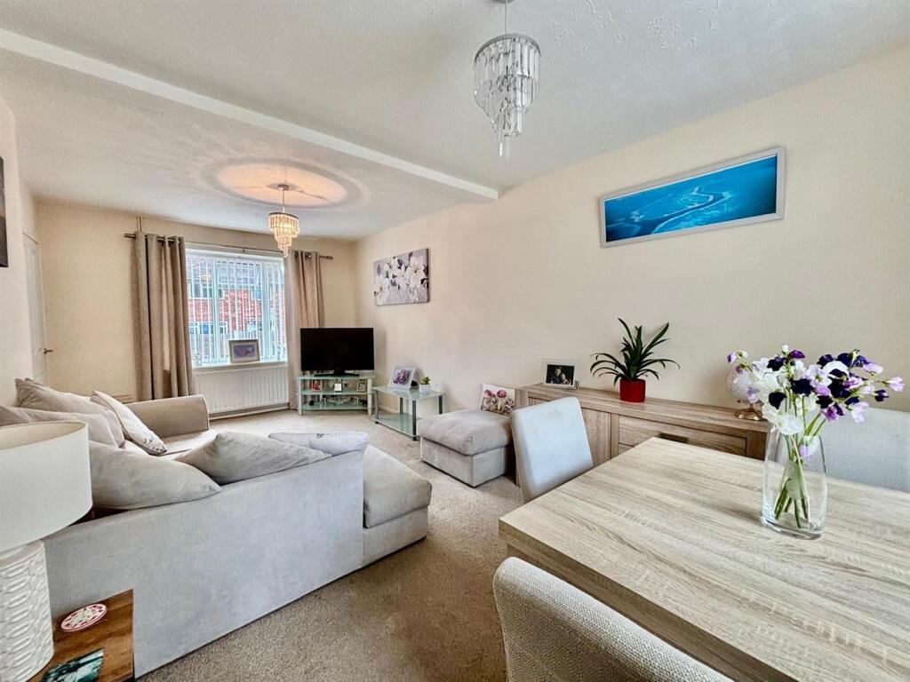 Living &amp; Dining Area: