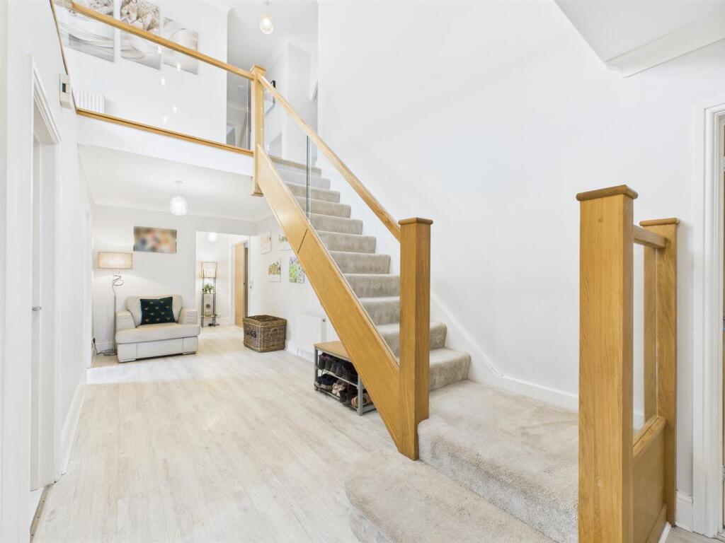 FIRST FLOOR STAIRS AND LANDING