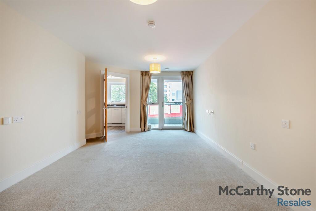 8655178-interior01-800.jpg