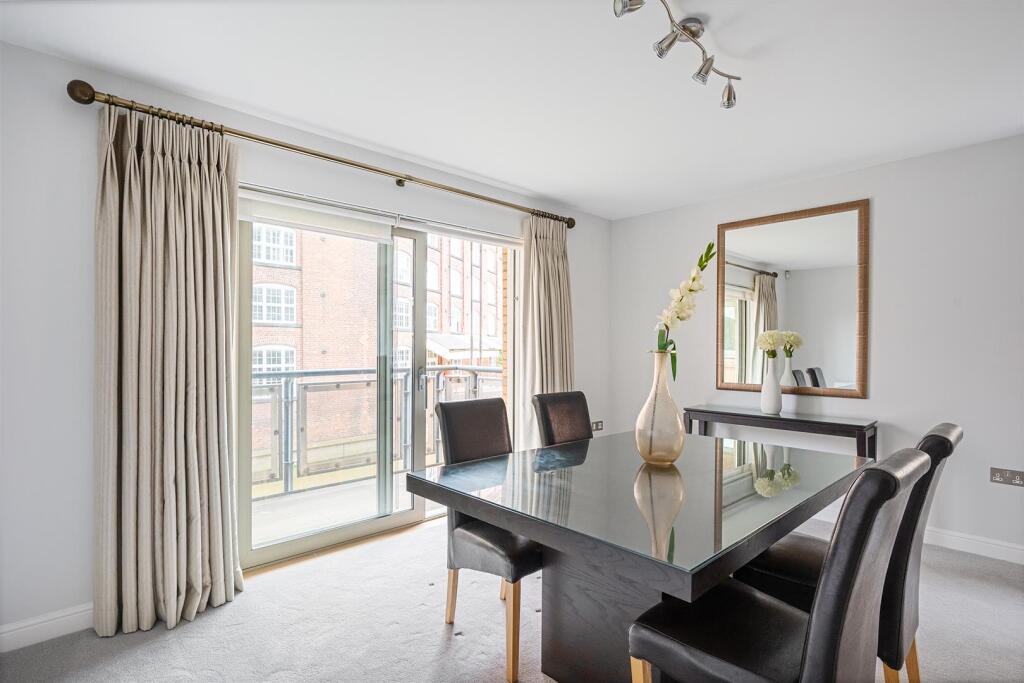 DINING SPACE