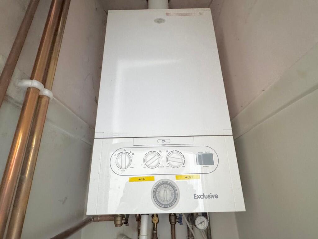 Combi boiler