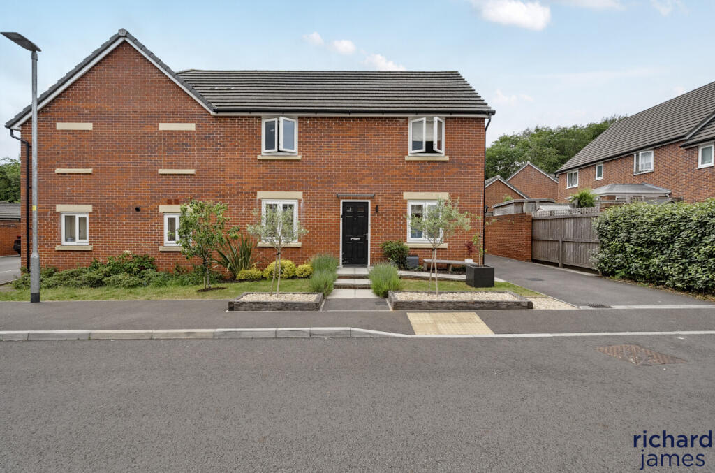 f992fda4d9634e129da090c4daf546cc