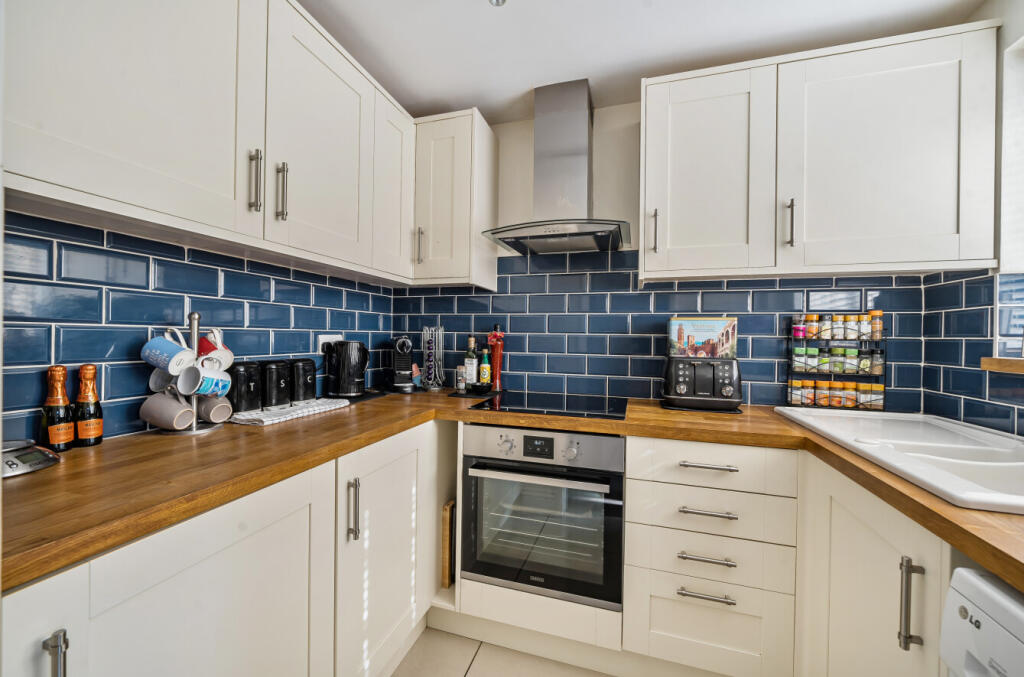 1335449-7-68a5fe3...