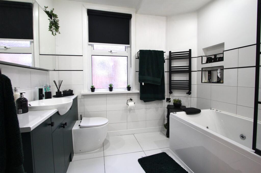 Main Bathroom