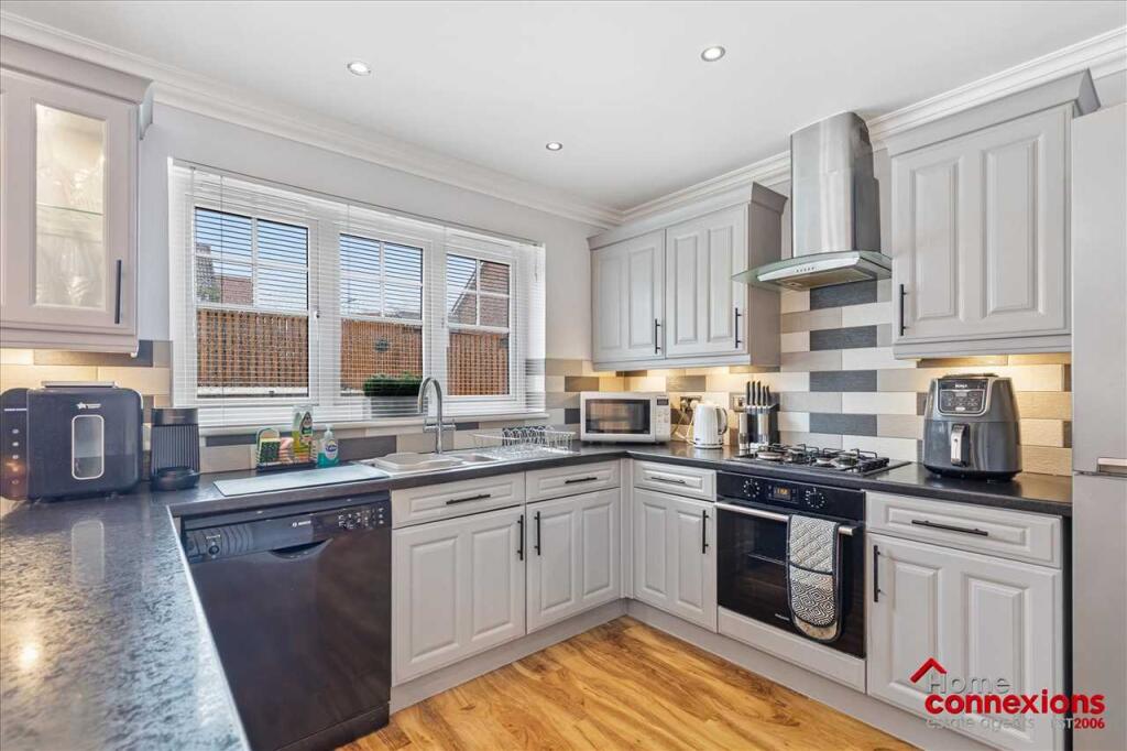 Kitchen Dining (1)