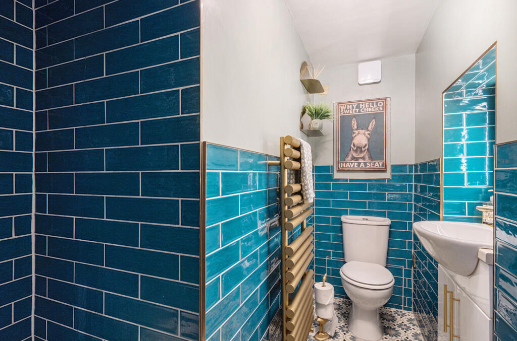 22-681df636218dc-...