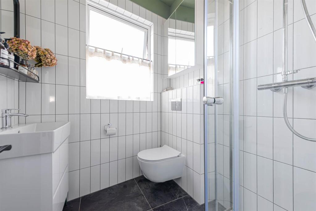 18925745 (11).jpg