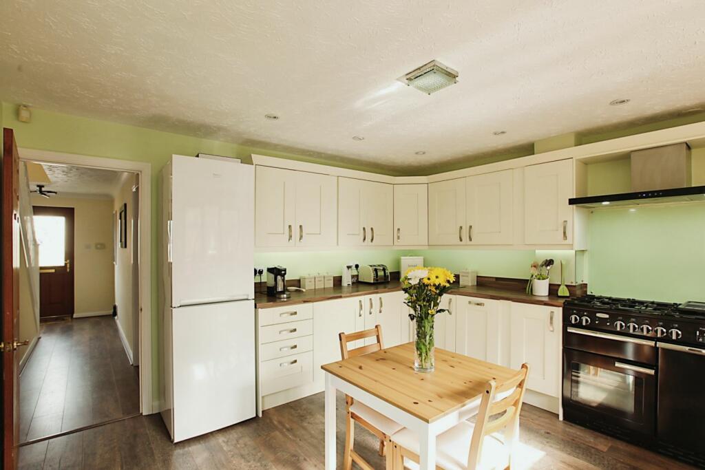 Kitchen/Breakfast