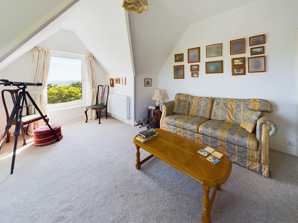 Living Room c