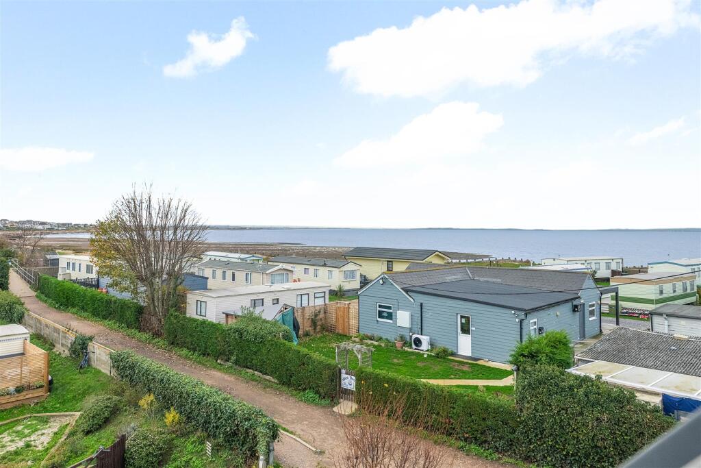 Island Wall, Whitstable