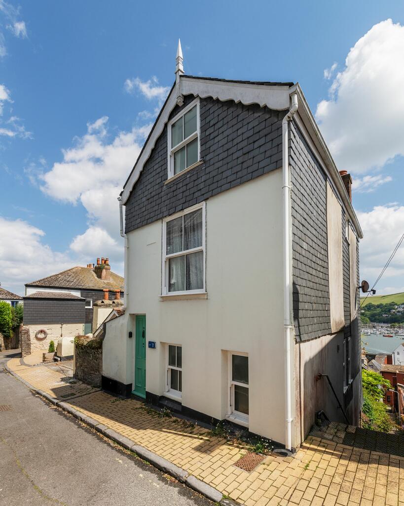 _19 Above Town, Dartmouth