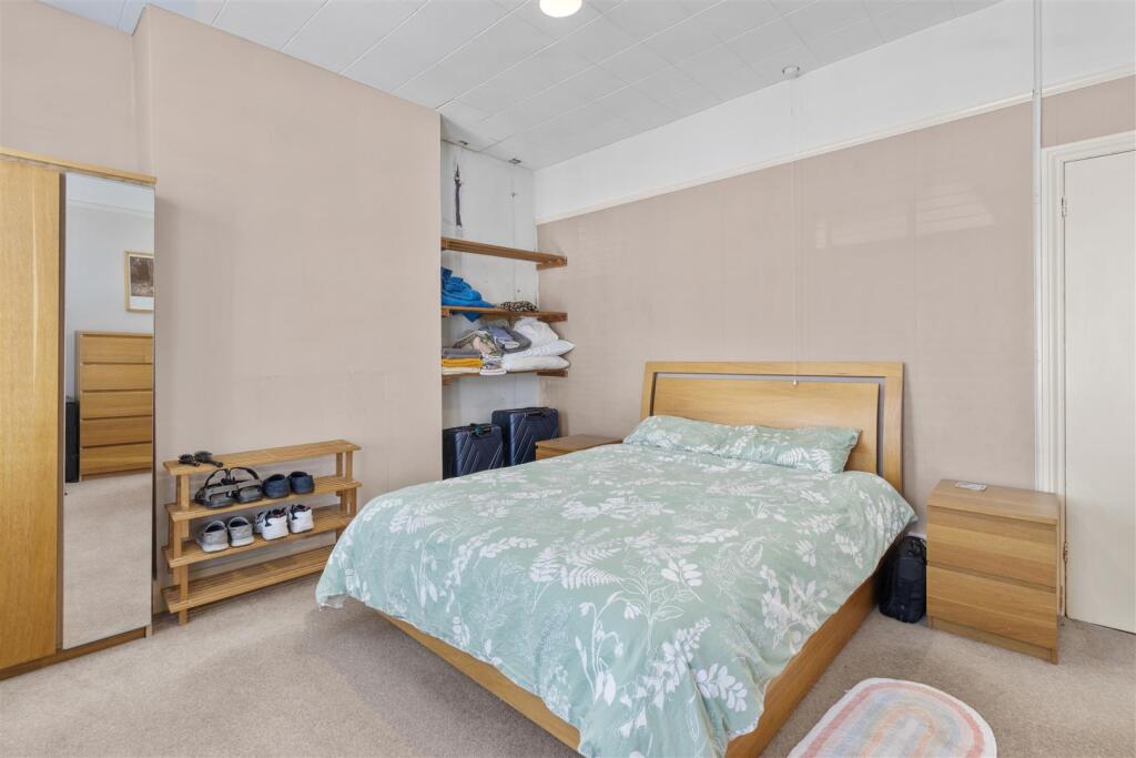 bedroom one #2.jpg