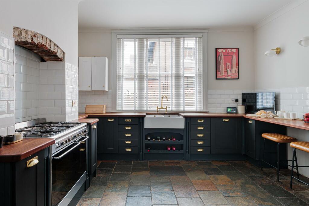 Kitchen/Breakfast
