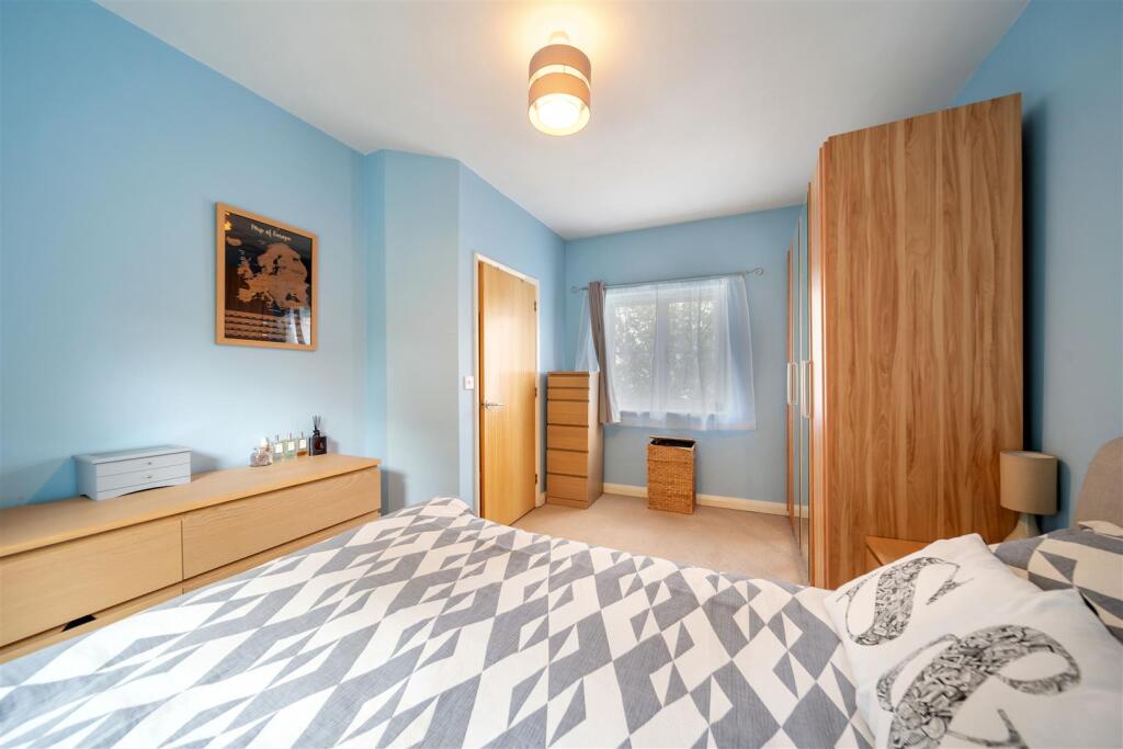 104 Foxhall Rd-23.jpg