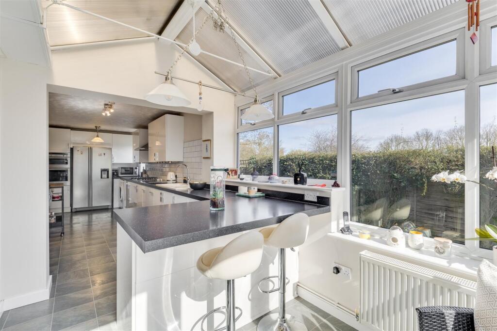 Howard Gate 1-18.jpg