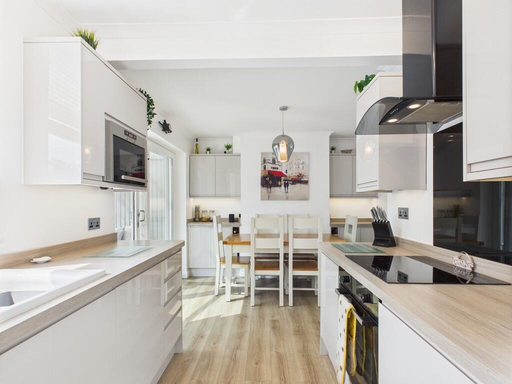 CAM03582G0-PR0131...