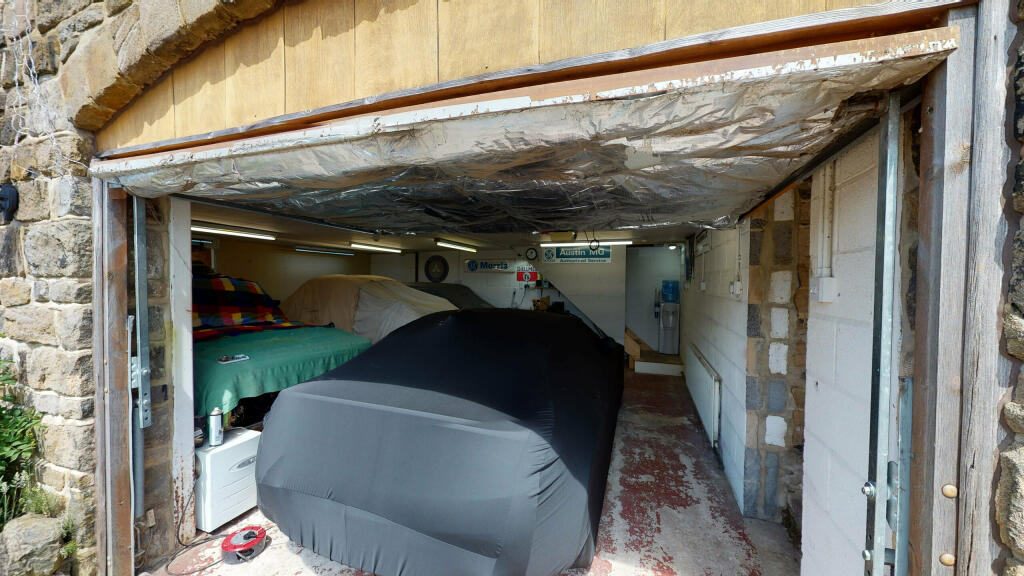 Intake-Gate-Farm-Hawksworth-06282022_112605