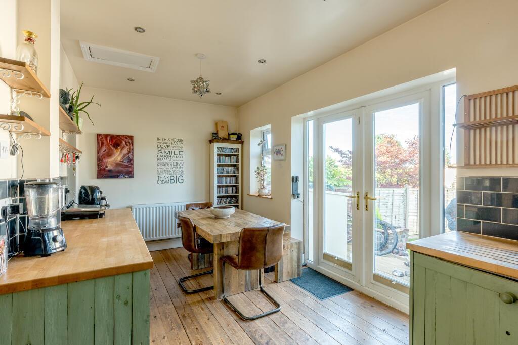 kitchen2.jpeg