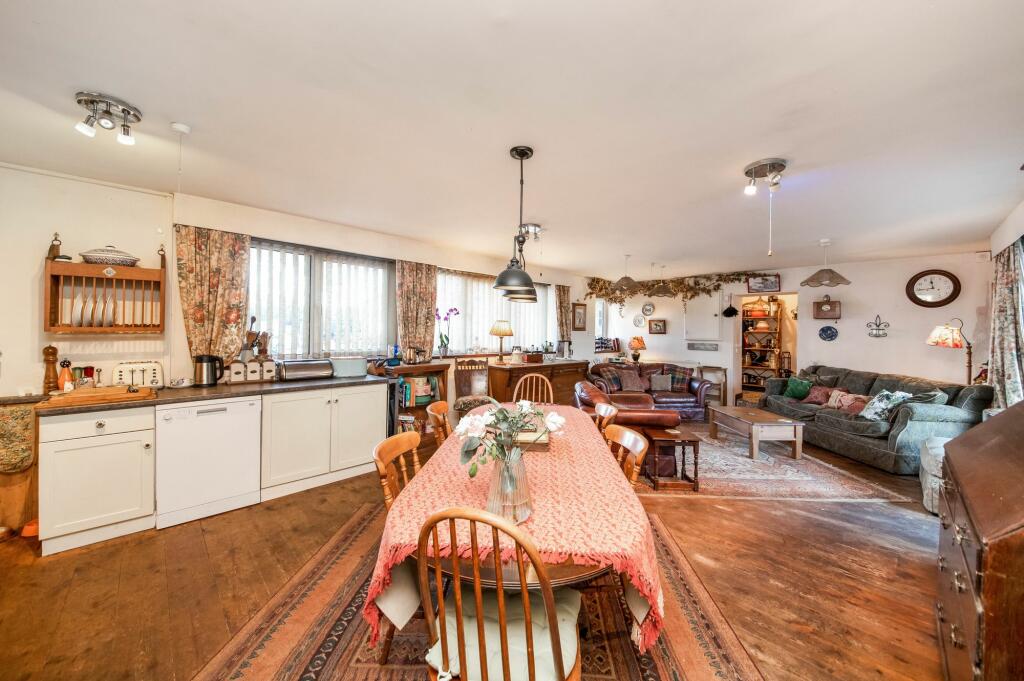 LIVING DINING KITCHEN