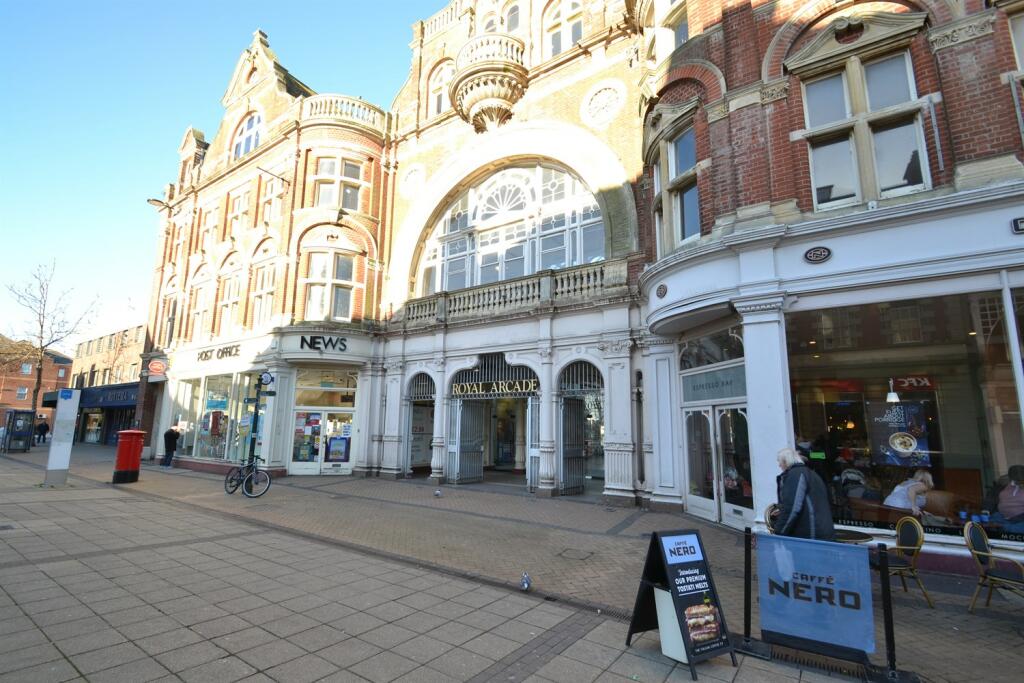 Short Walk to the Hi