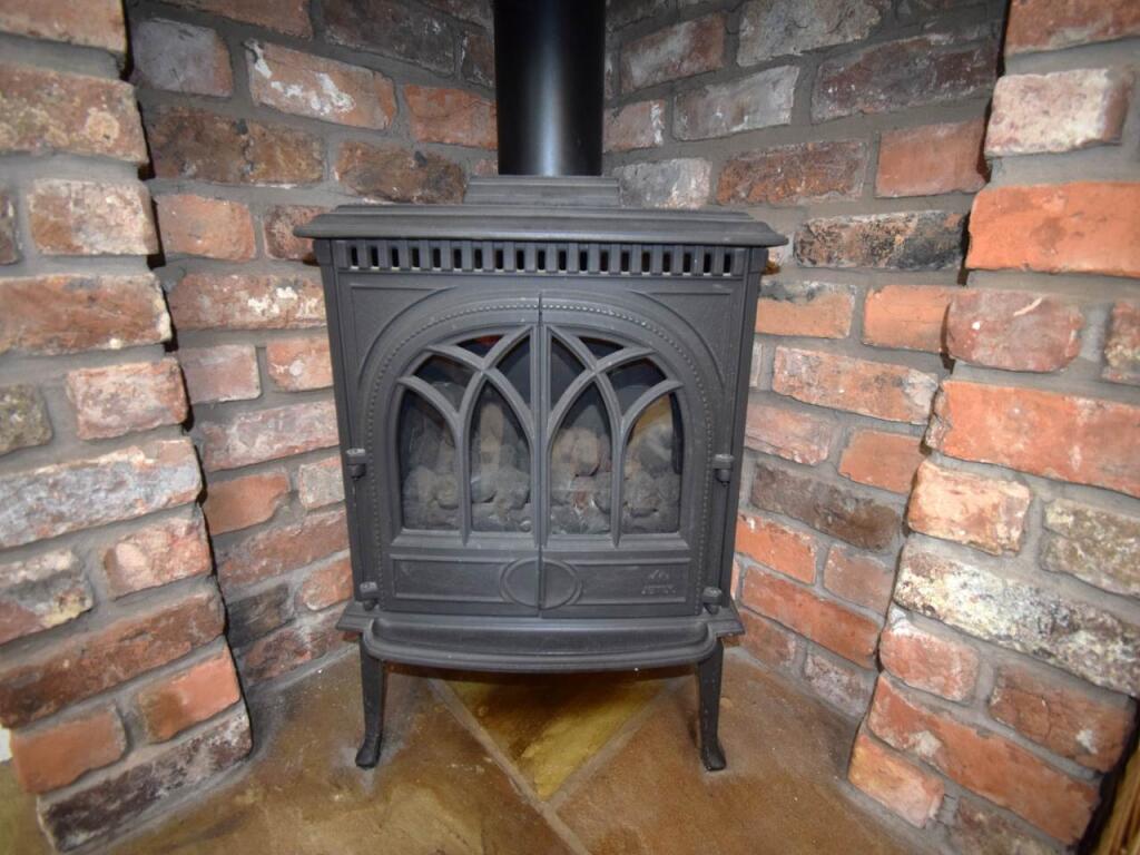 Gas fire