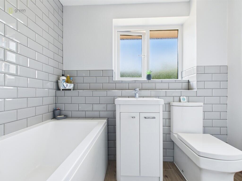 CAM04914G0-PR0128...