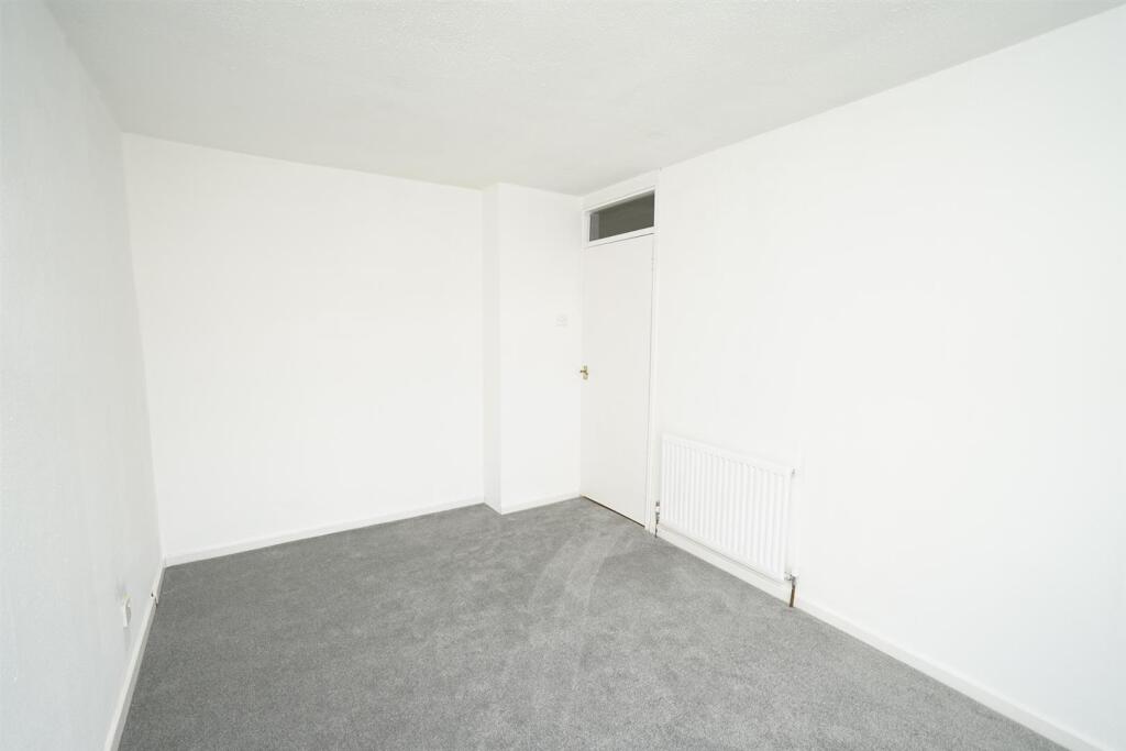 Master Bedroom 2.jpg