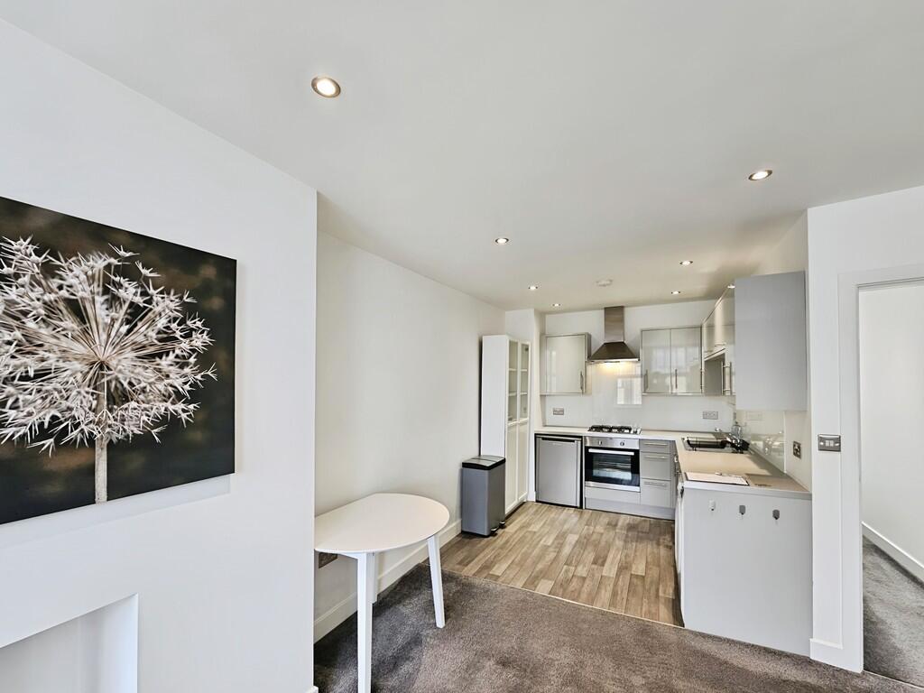 d47153b6-Kitchen ...