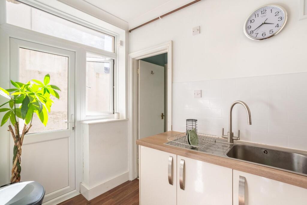 Goldstone Villas-4.jpg