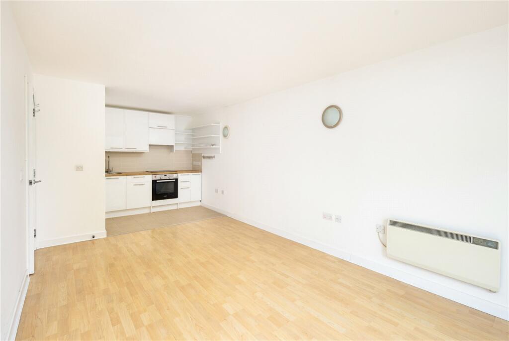 Living Room/Kitchen