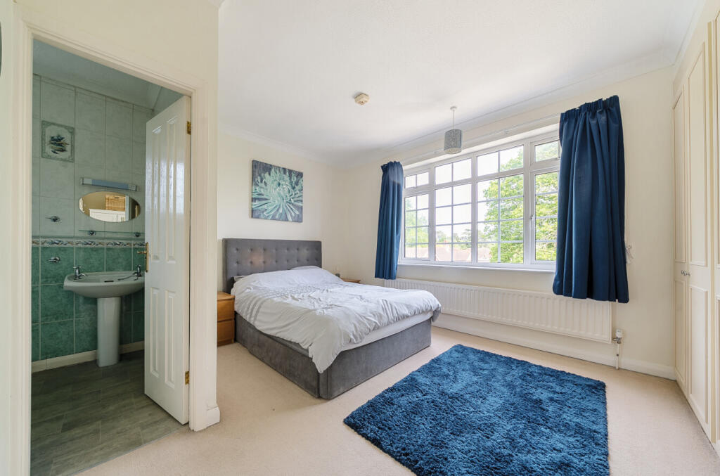 35-6813b3ec3ffb9-...