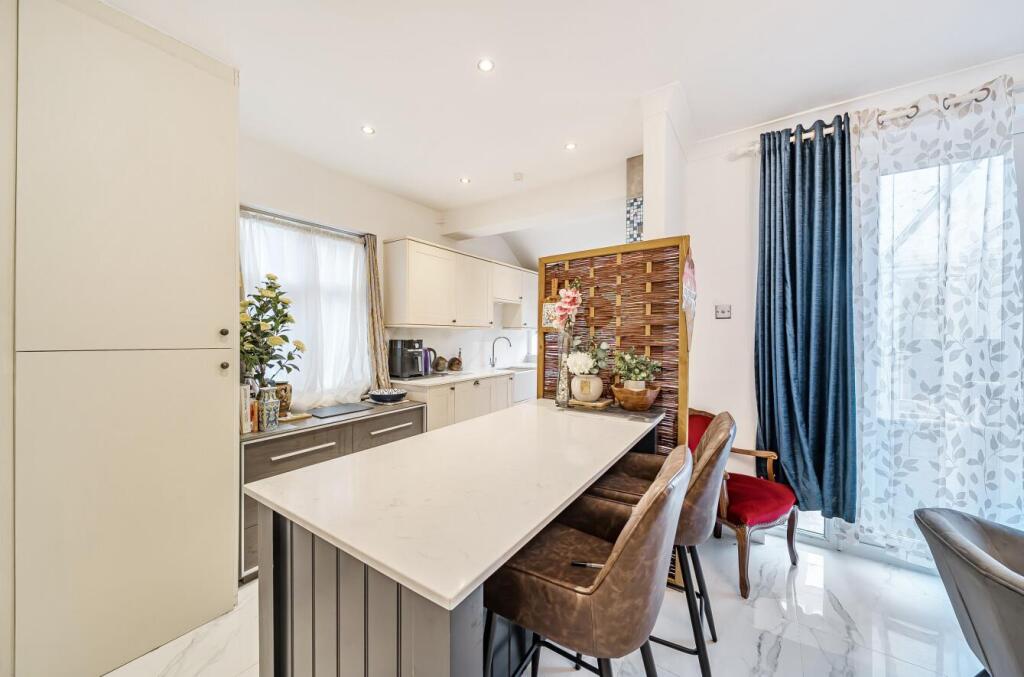 Davidson Frost-Wellings, DFW, Bullhead Road, WD6, 