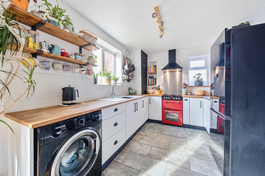 Kitchen (1)
