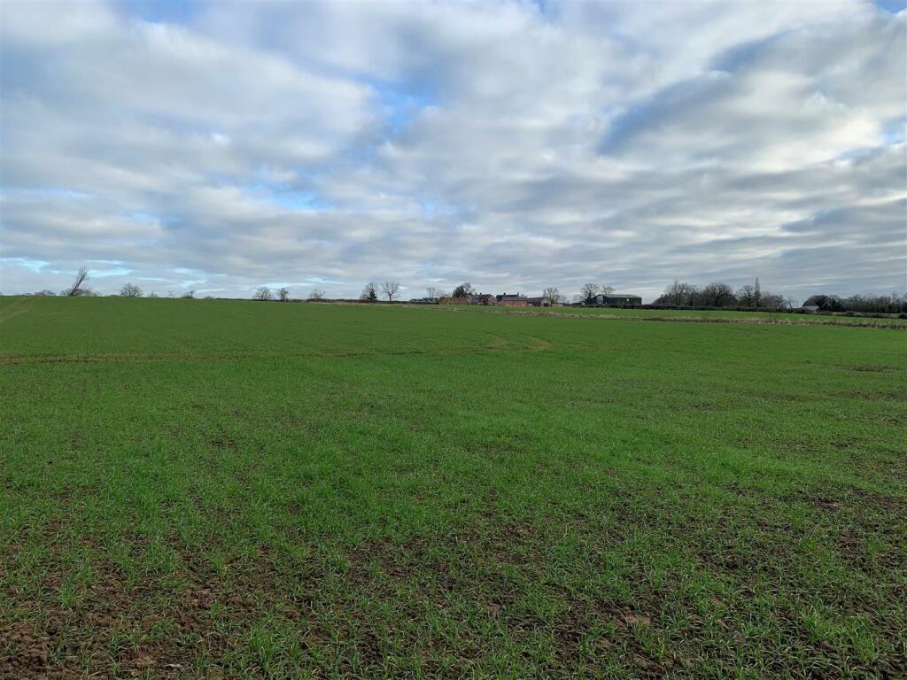 Poplar Farm Road, Abbots Bromley