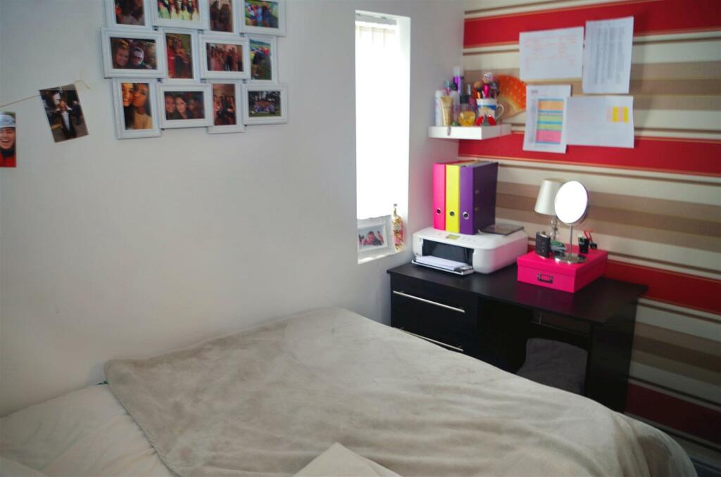 Bedroom 3 - 4 Baltic.jpg