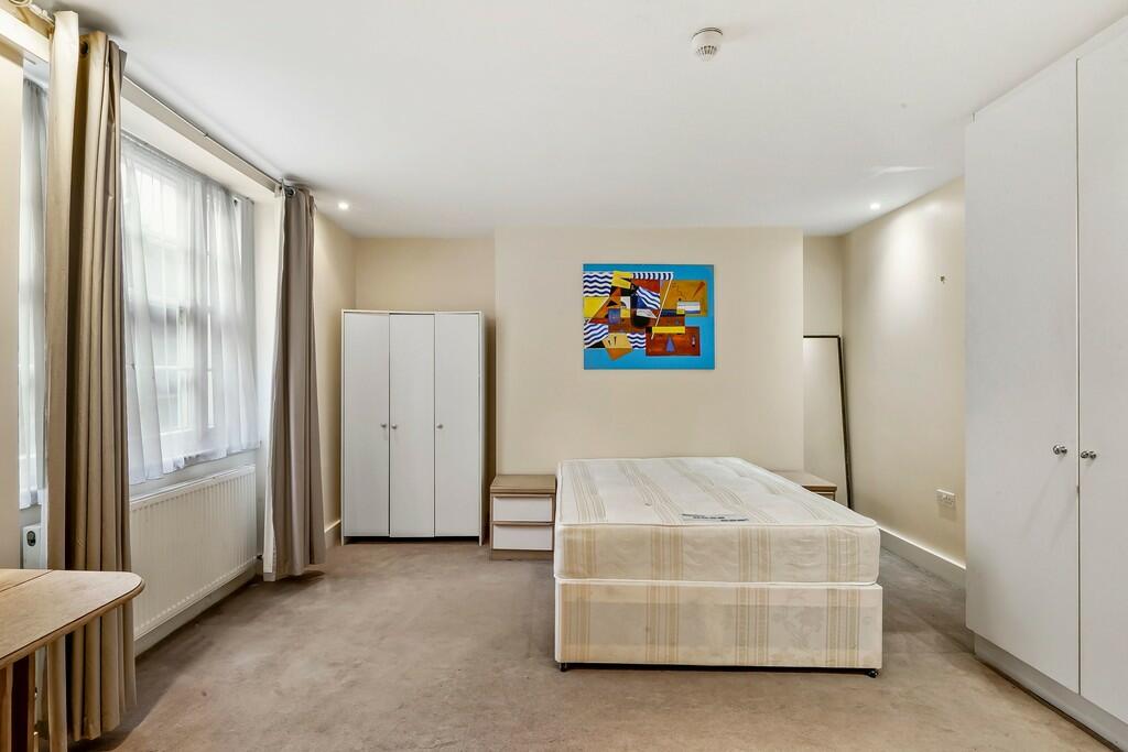 Living space 3 