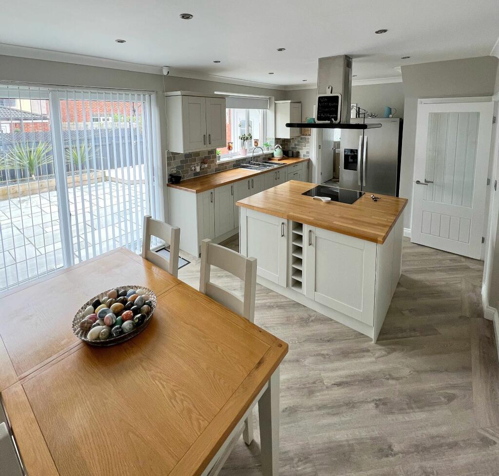 Kitchen Diner