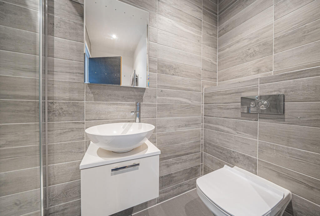 1376412-14-691c79...