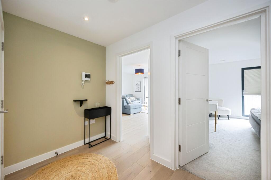 Leacon Road, ASHFORD