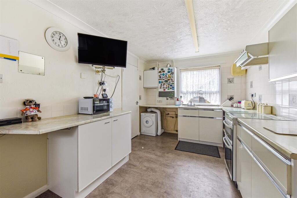 Kitchen.jpg