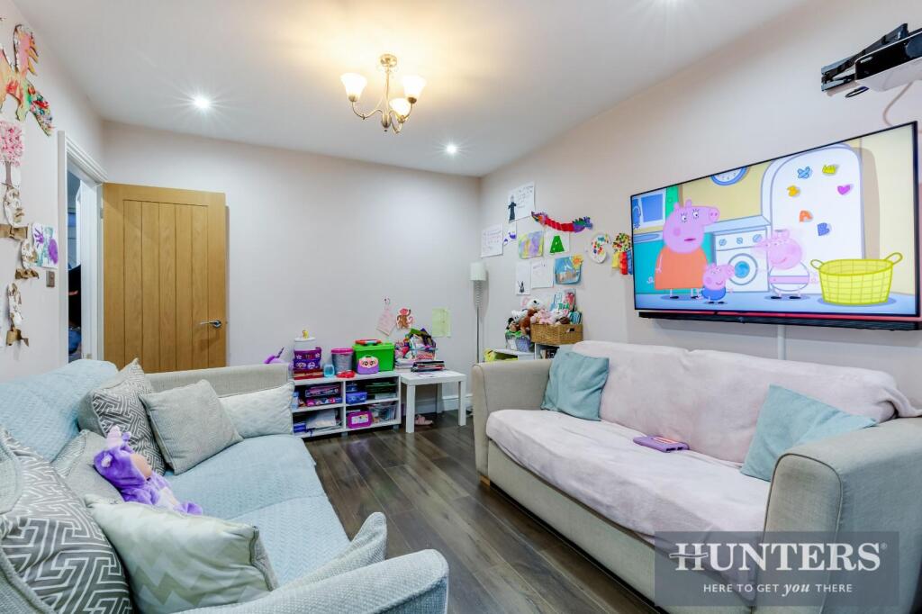 HENLEY AVENUE -46.jpg