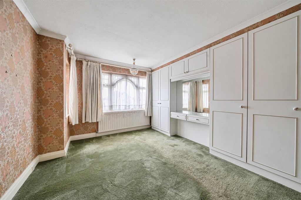 Bedroom 2.jpg