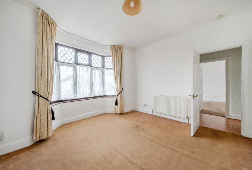 1384905-17-692457...