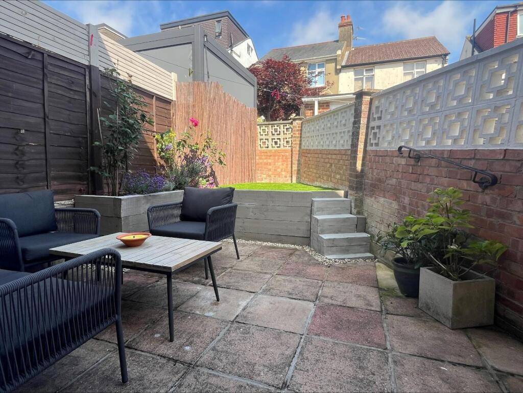 garden owners photo (3).jpeg