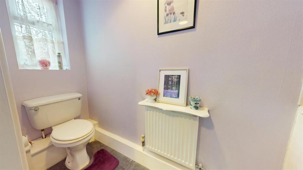 Carnegie Crescent WC